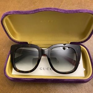 Womens Gucci sunglasses brand new